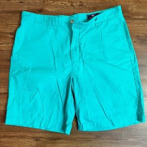 Vineyard Vines Mens turquoise Club Shorts, flat front Style size 36